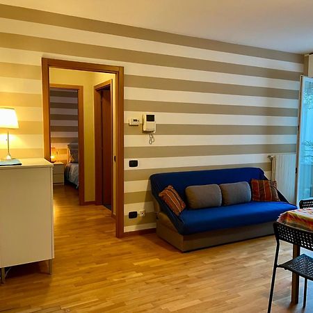 Bergamo Bilocale Nuovo In Centro 4 Posti Letto Apartment Exterior foto