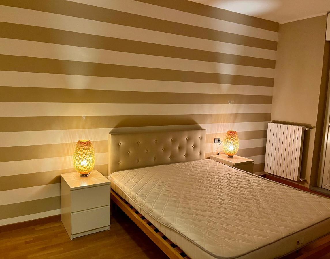 Bergamo Bilocale Nuovo In Centro 4 Posti Letto Apartment Exterior foto